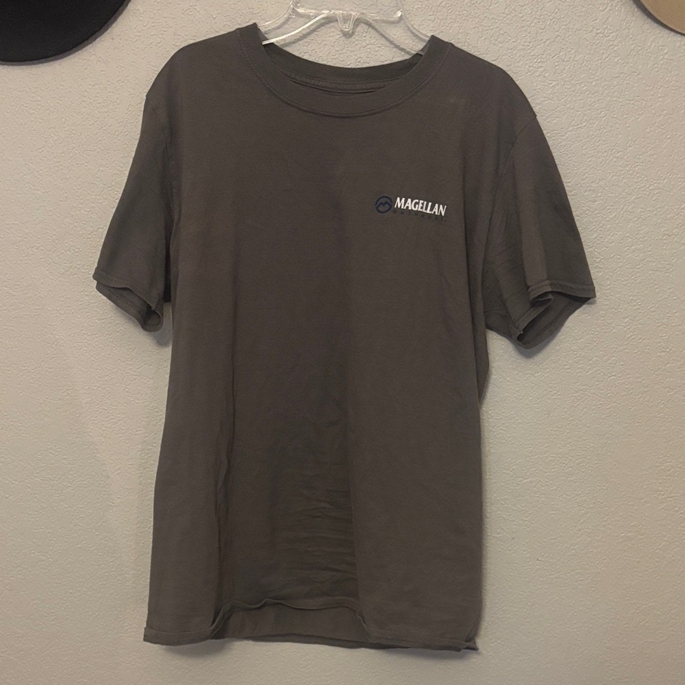 Magellan Outdoors Men's Dark Gray Short Sleeve Tee